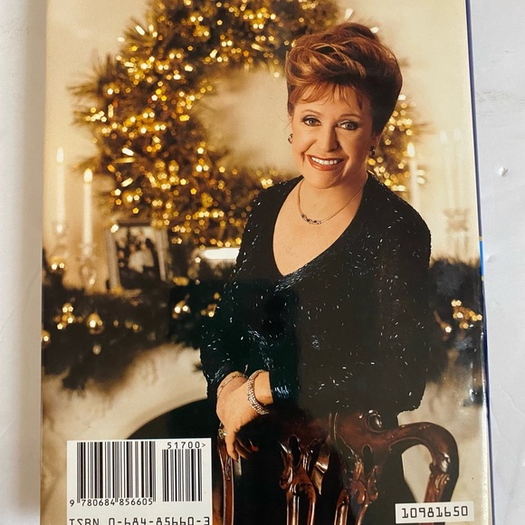 All Through The Night By Mary Higgins Clark Novel - Picture 4 of 10